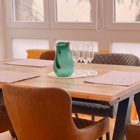 Apartamento De Lucerito Lejlighed Jaca Eksteriør billede